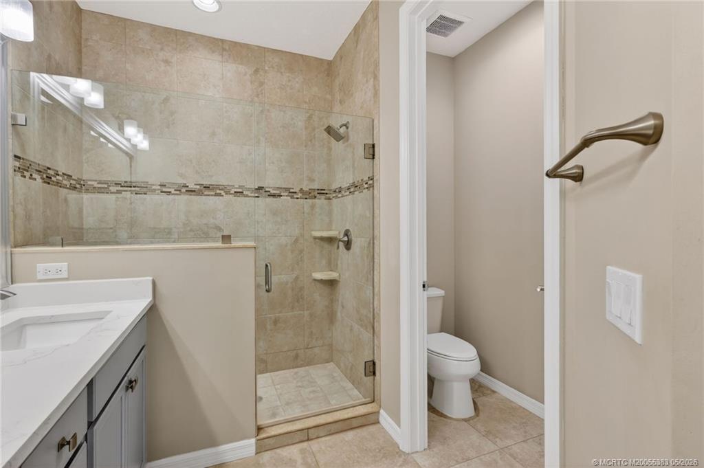587 Southwest Glen Crest Way Stuart, FL 34997 - Photo 25 of 45