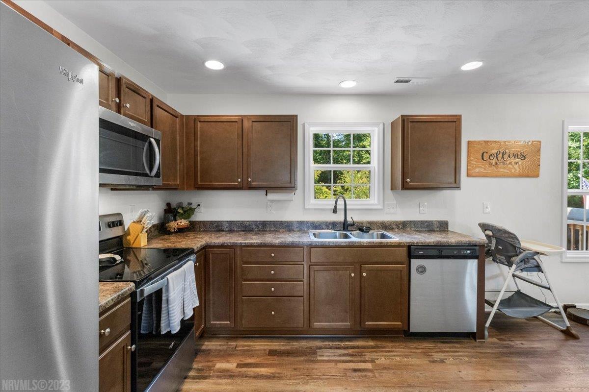 133 Prairie View Lane Pembroke, VA 24136 - Photo 12 of 54 Gallery Image 12