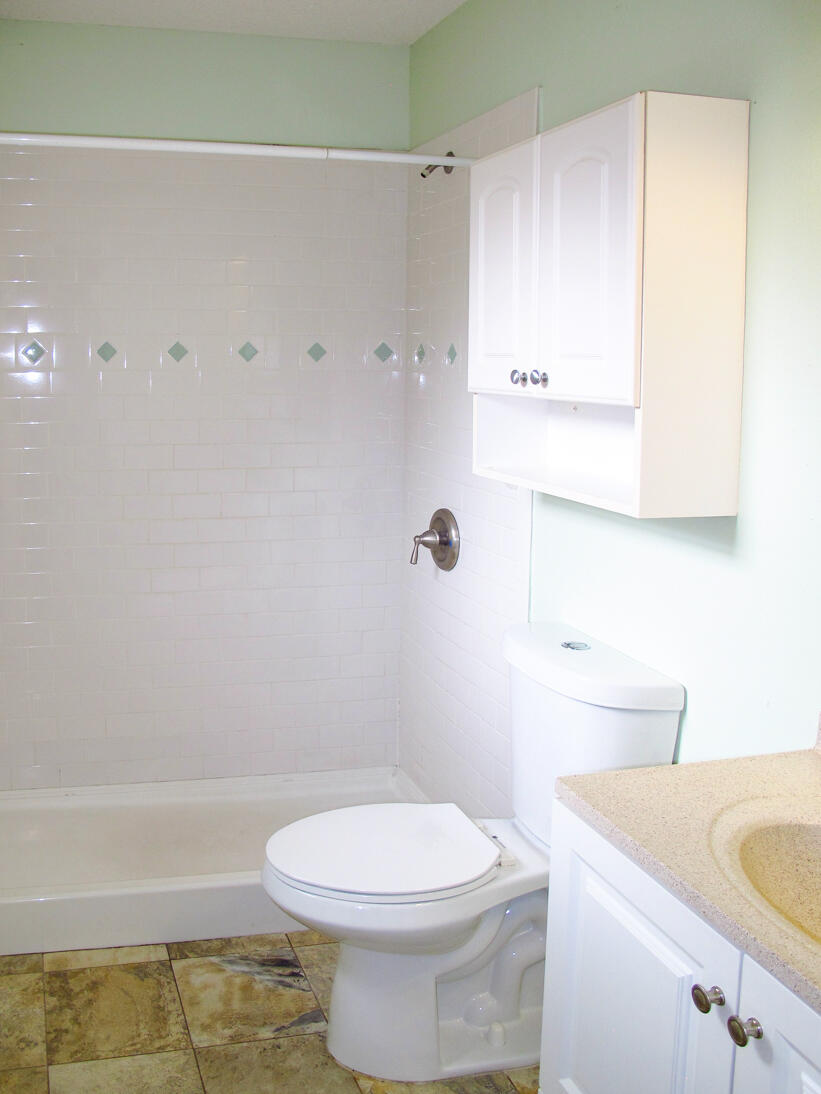 78 Stowe Road Mary Esther, FL 32569 - Photo 21 of 32 Primary Bath 2