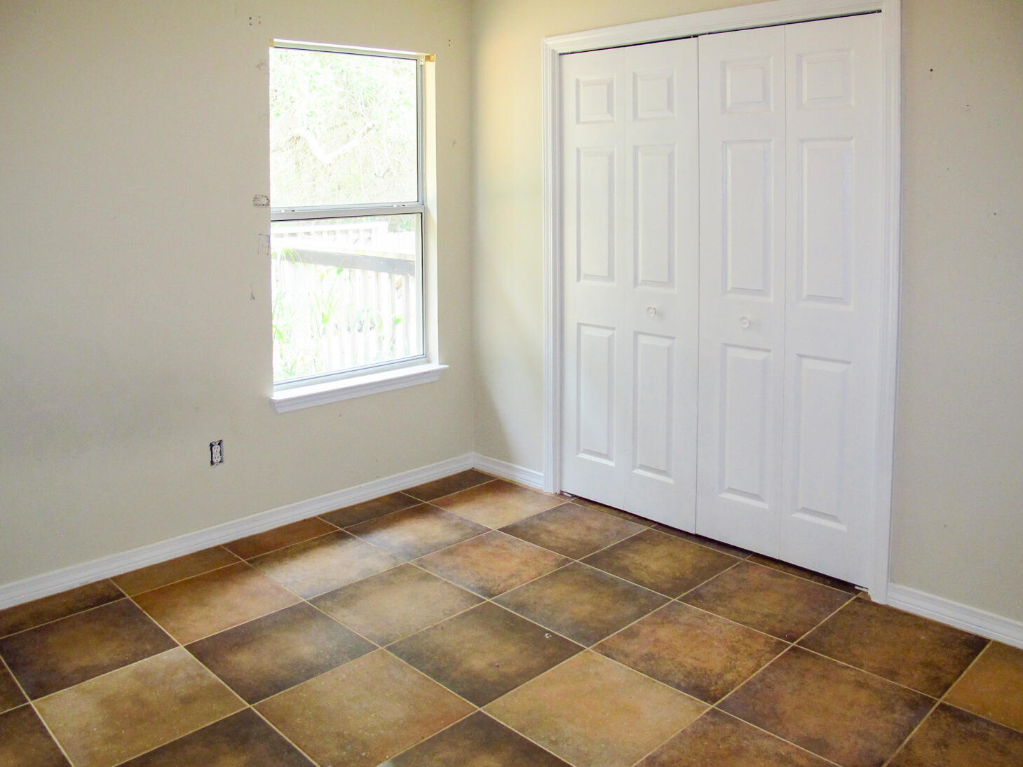 78 Stowe Road Mary Esther, FL 32569 - Photo 23 of 32 Bedroom 1b