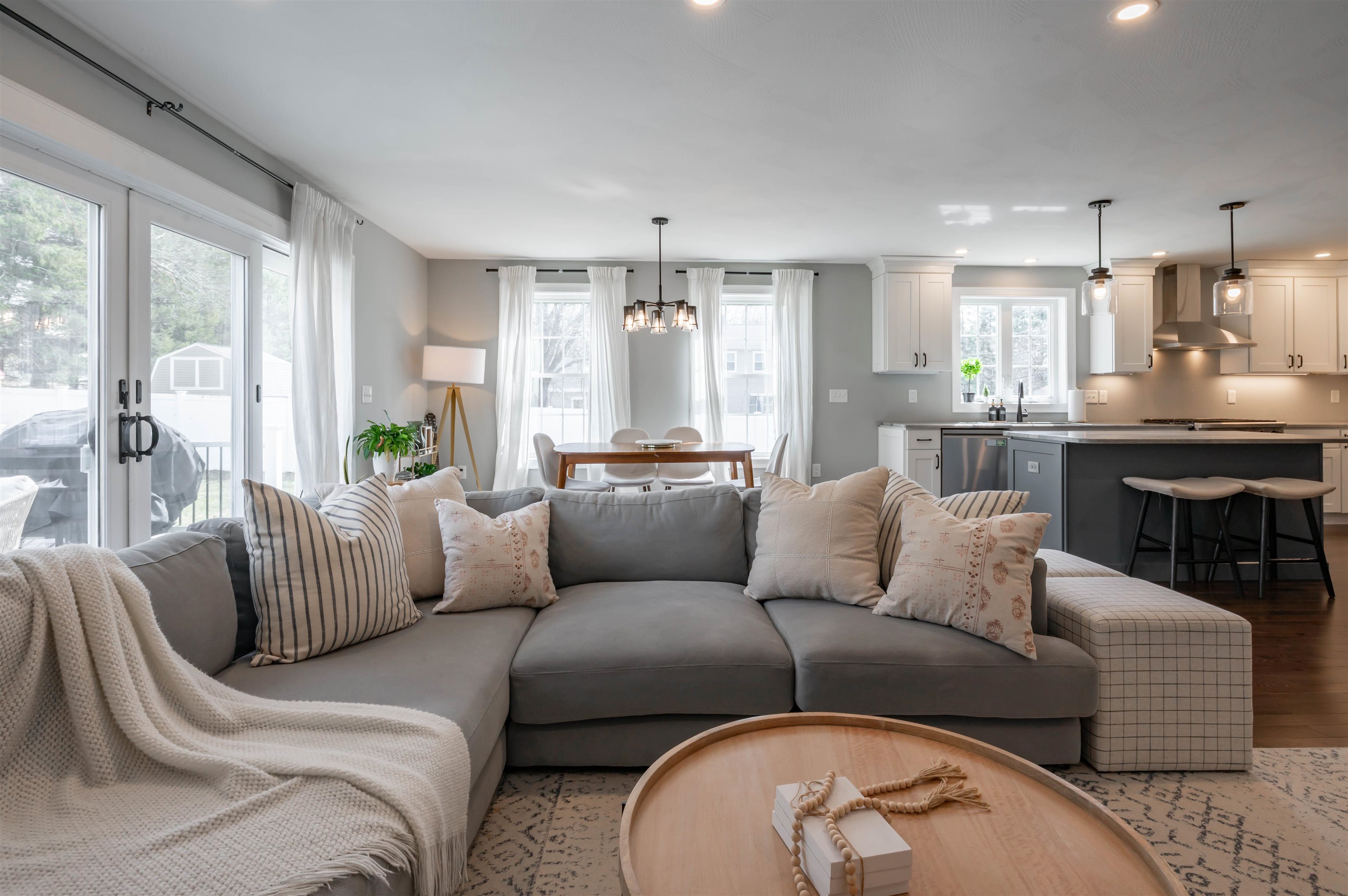 285 B Webster Street Hudson, NH 03051 - Photo 17 of 54