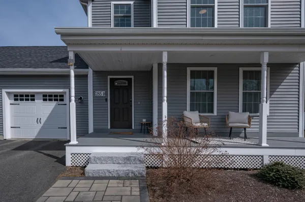 $664,900 | 285 B Webster Street, Hudson, NH 03051