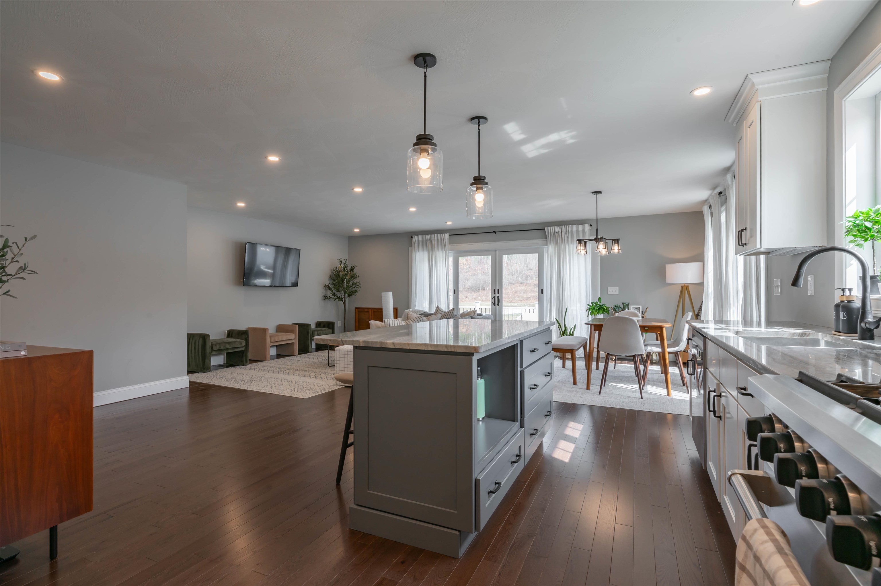 285 B Webster Street Hudson, NH 03051 - Photo 26 of 54