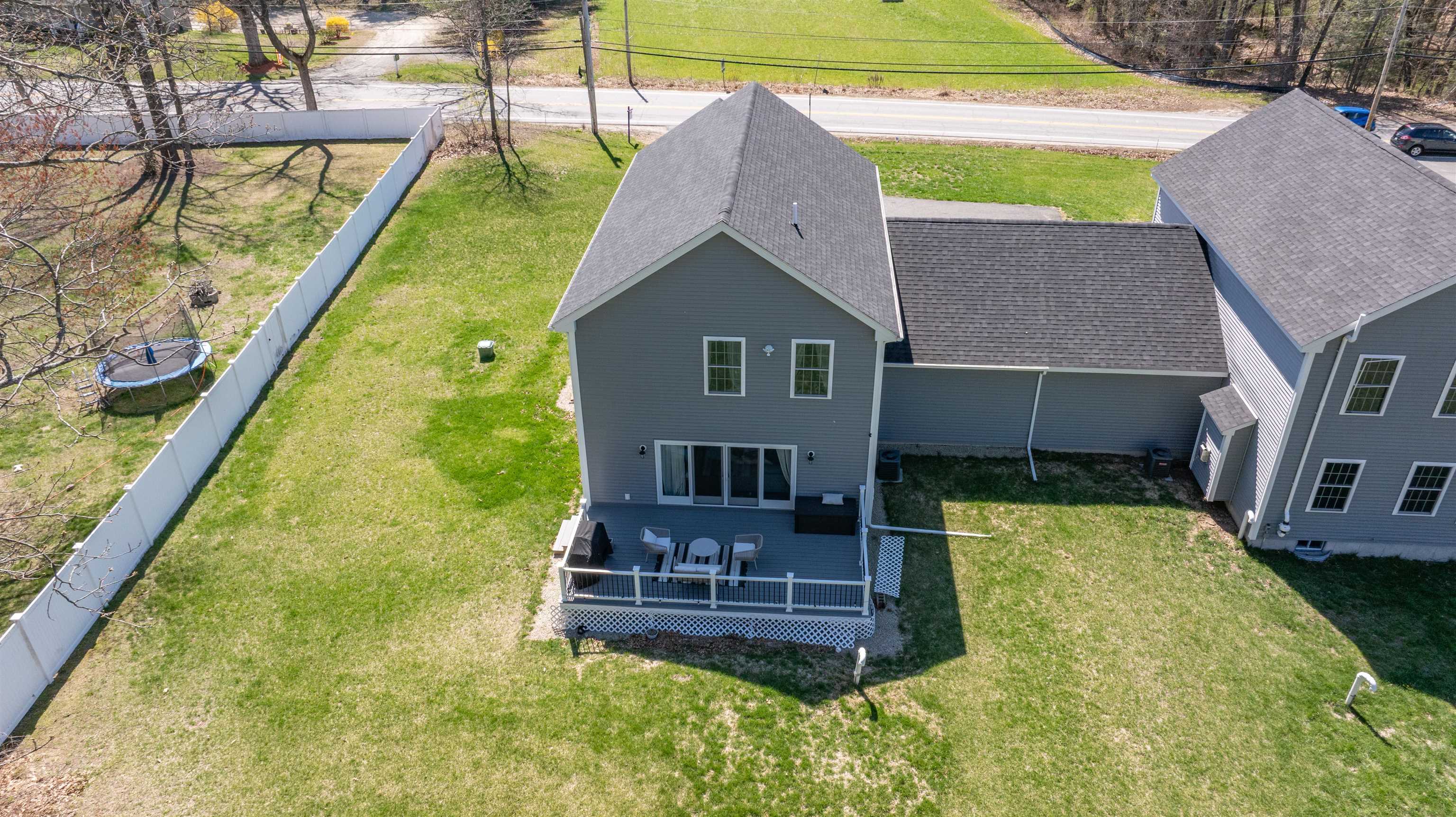 285 B Webster Street Hudson, NH 03051 - Photo 3 of 50