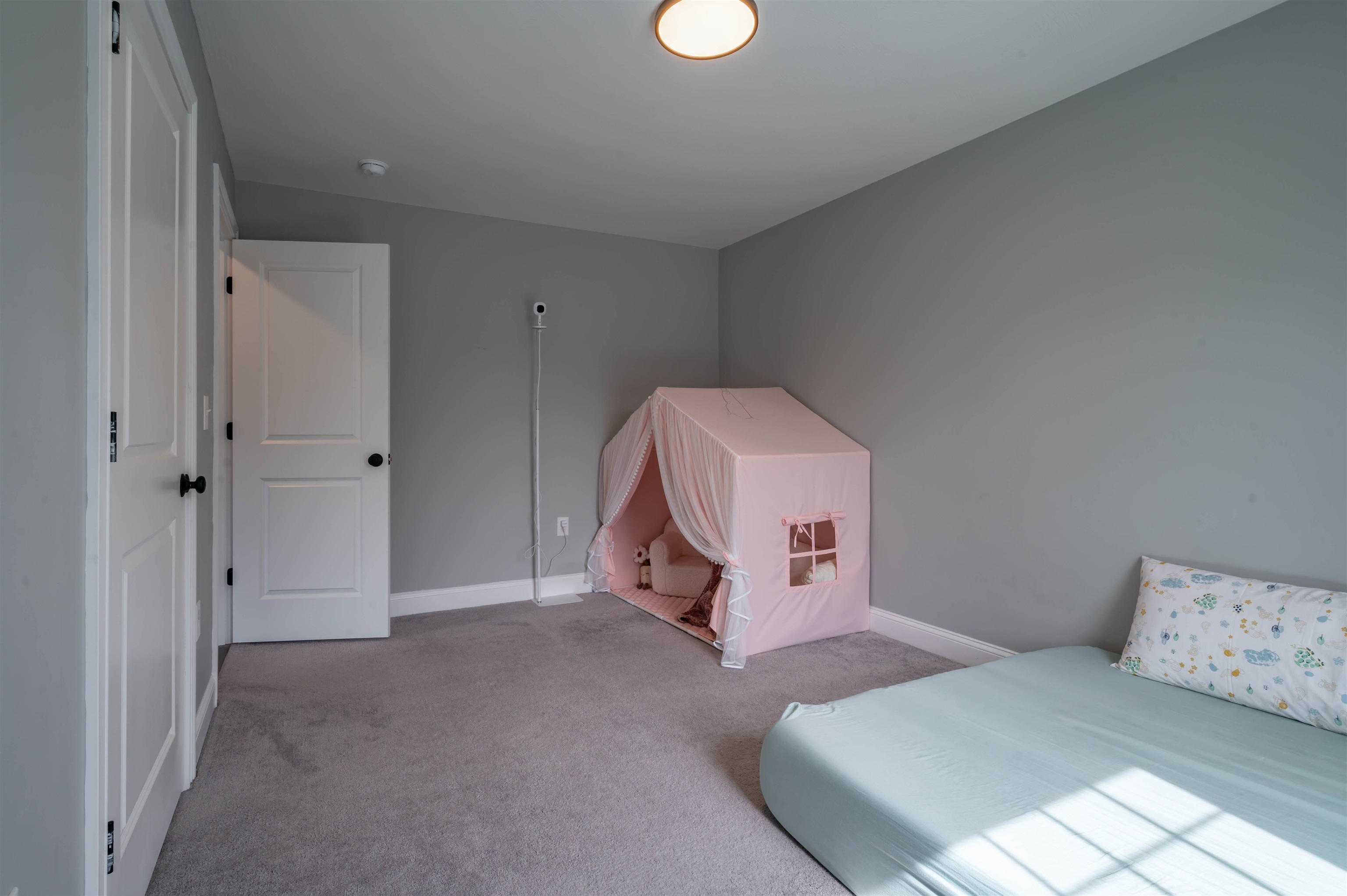 285 B Webster Street Hudson, NH 03051 - Photo 39 of 54