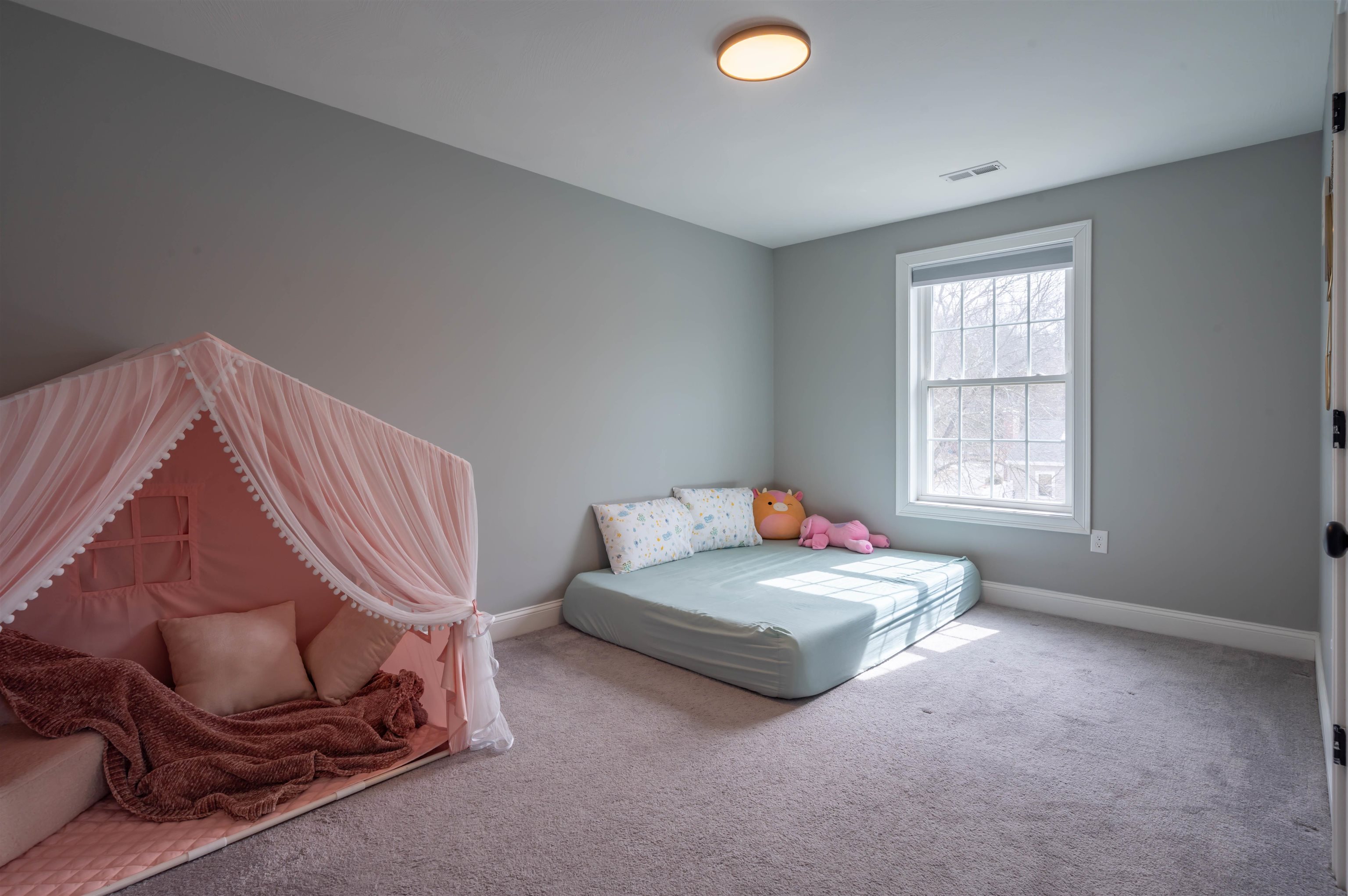 285 B Webster Street Hudson, NH 03051 - Photo 40 of 54