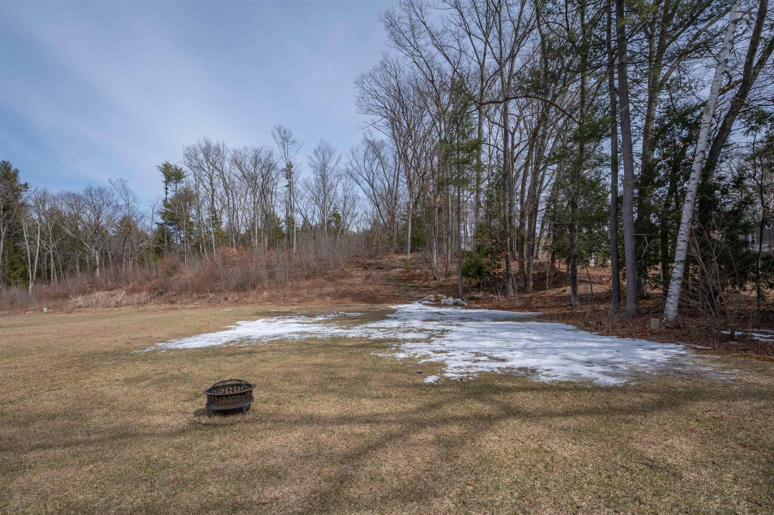 285 B Webster Street Hudson, NH 03051 - Photo 49 of 54