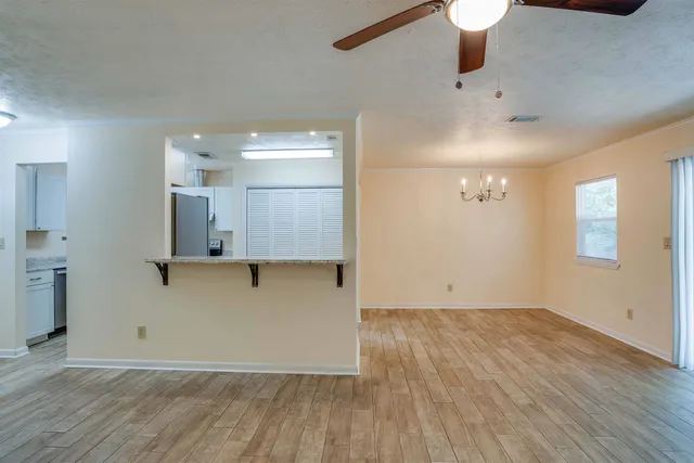 $1,950 | 266 South Villas Court, Tallahassee, FL 32303