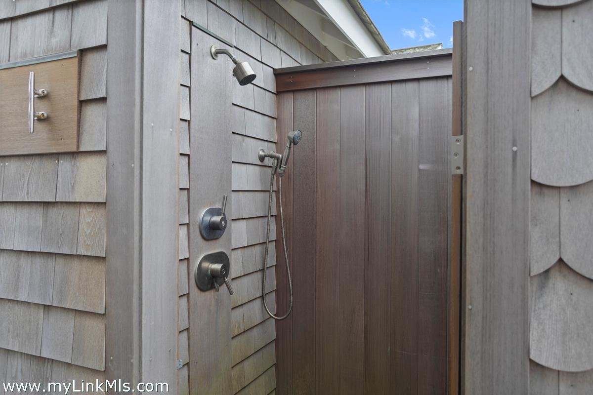10 Waquoit Road Nantucket, MA 02554 - Photo 19 of 34