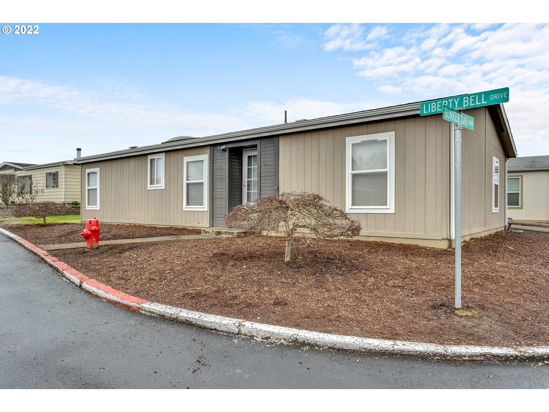 17600 Southwest Bunker Oak Road Beaverton, OR 97006 - Photo 1 of 27 Gallery Image 1