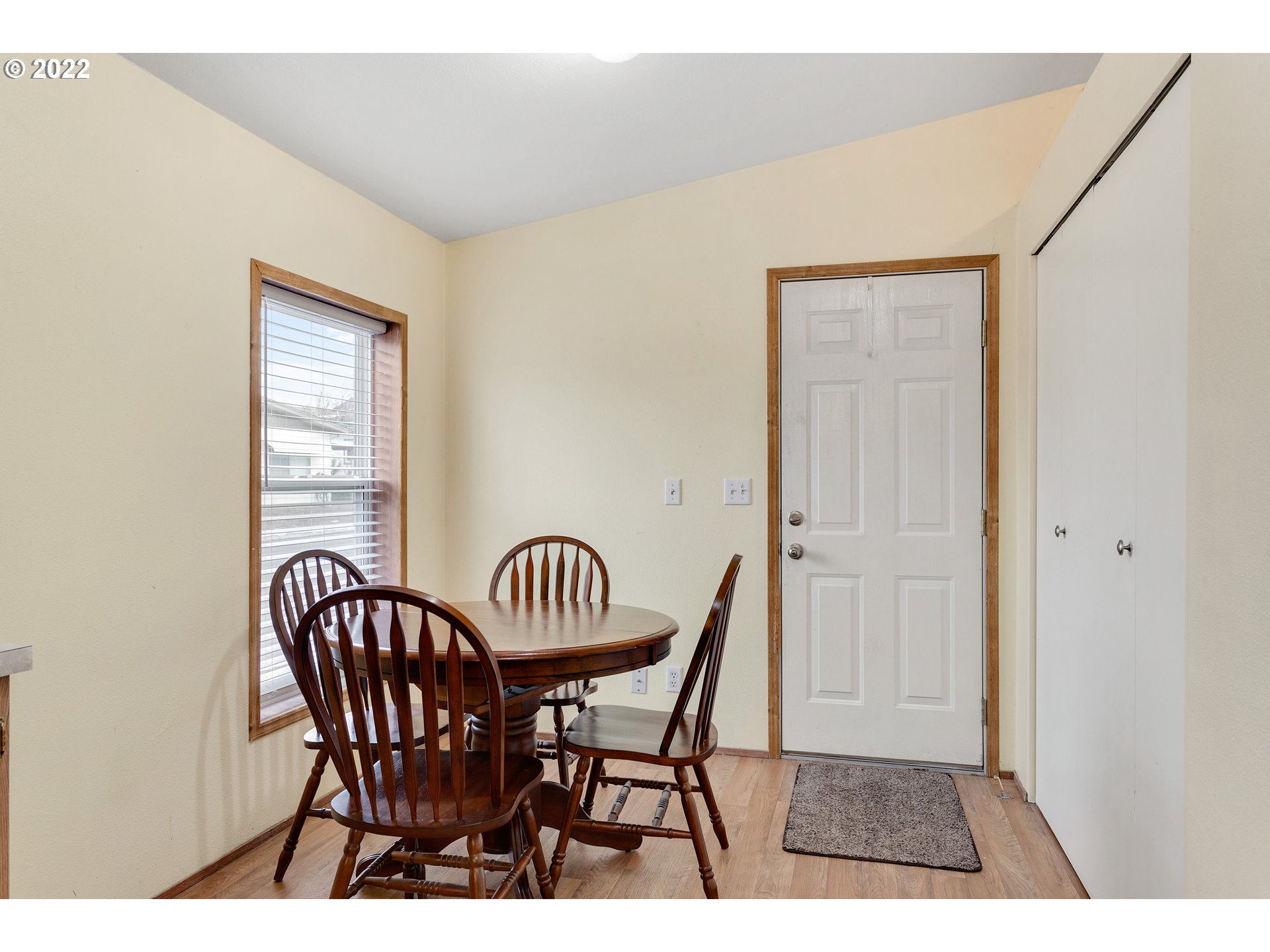 17600 Southwest Bunker Oak Road Beaverton, OR 97006 - Photo 14 of 27 Gallery Image 14