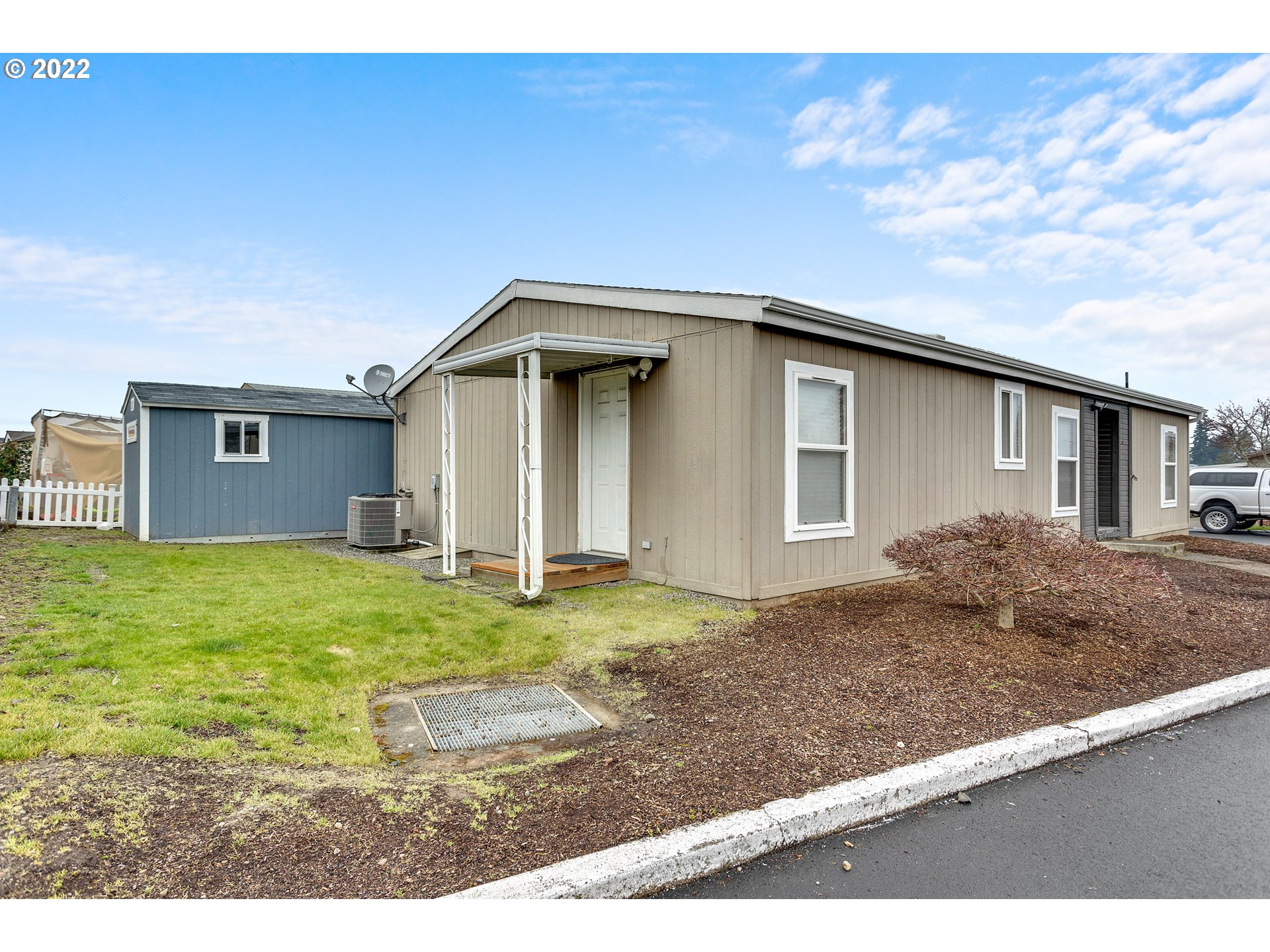 17600 Southwest Bunker Oak Road Beaverton, OR 97006 - Photo 27 of 27 Gallery Image 27