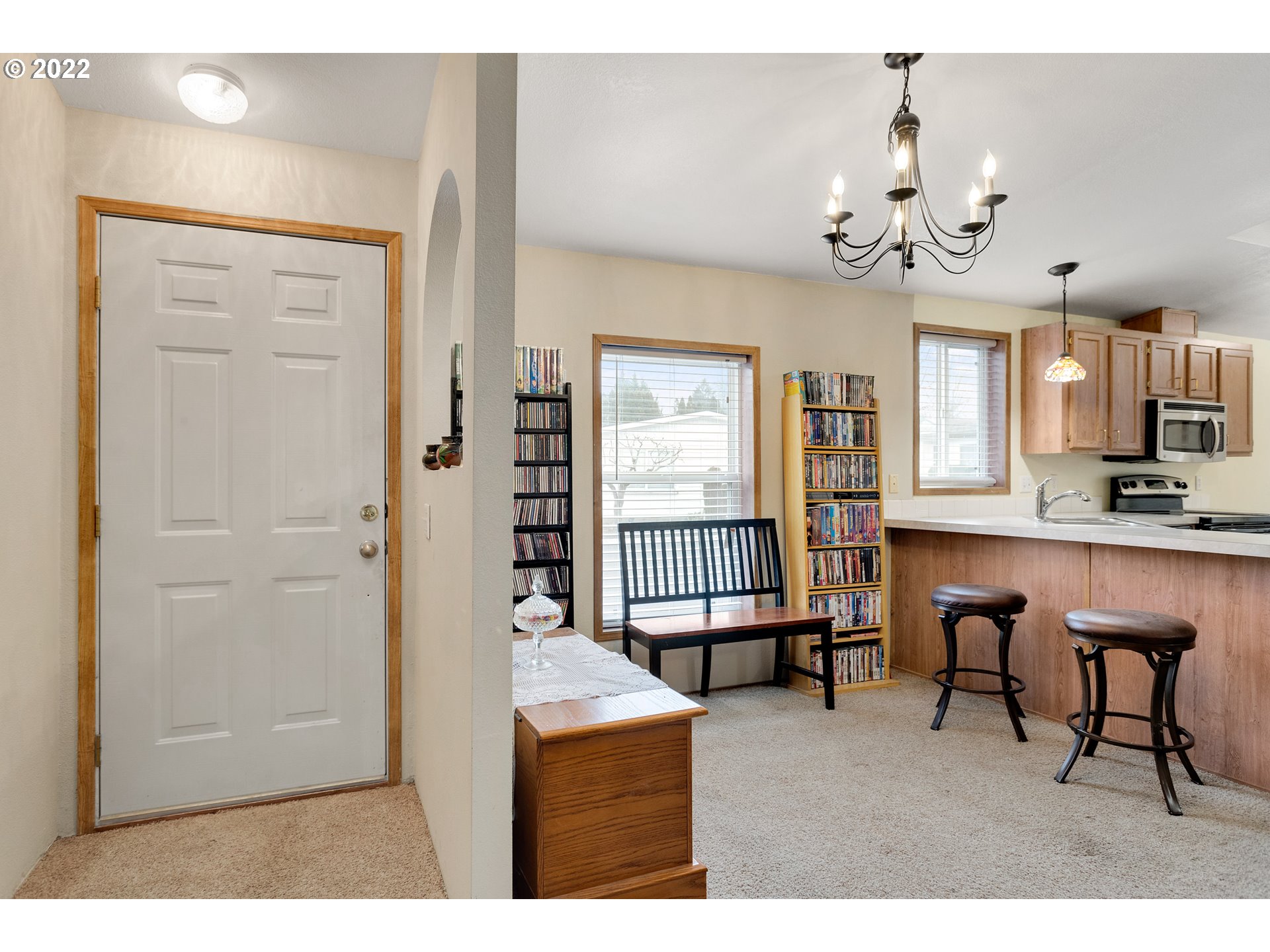 17600 Southwest Bunker Oak Road Beaverton, OR 97006 - Photo 8 of 27 Gallery Image 8