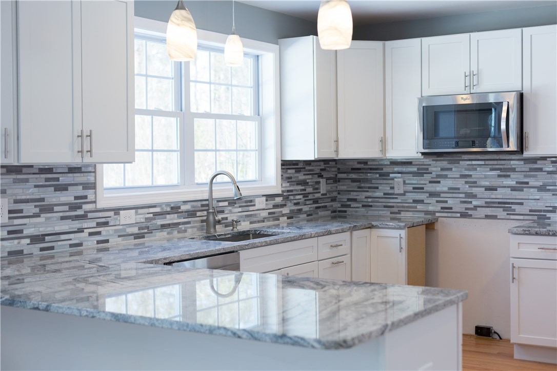 6 Wolf Hill Road Smithfield, RI 02917 - Photo 1 of 16