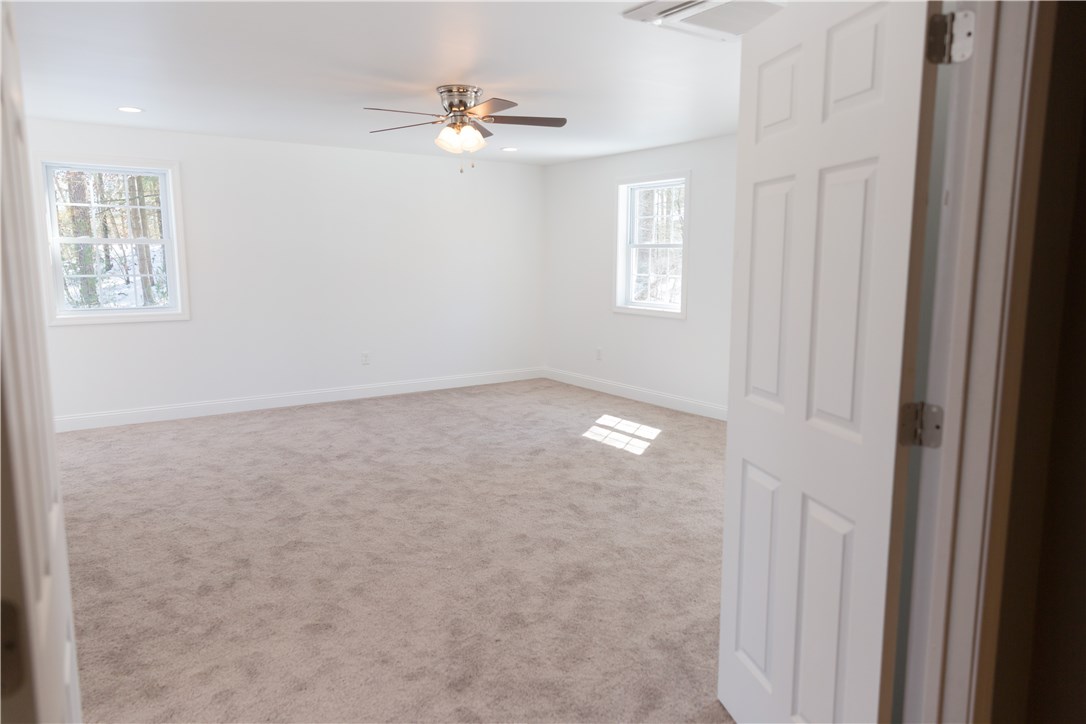 6 Wolf Hill Road Smithfield, RI 02917 - Photo 9 of 16