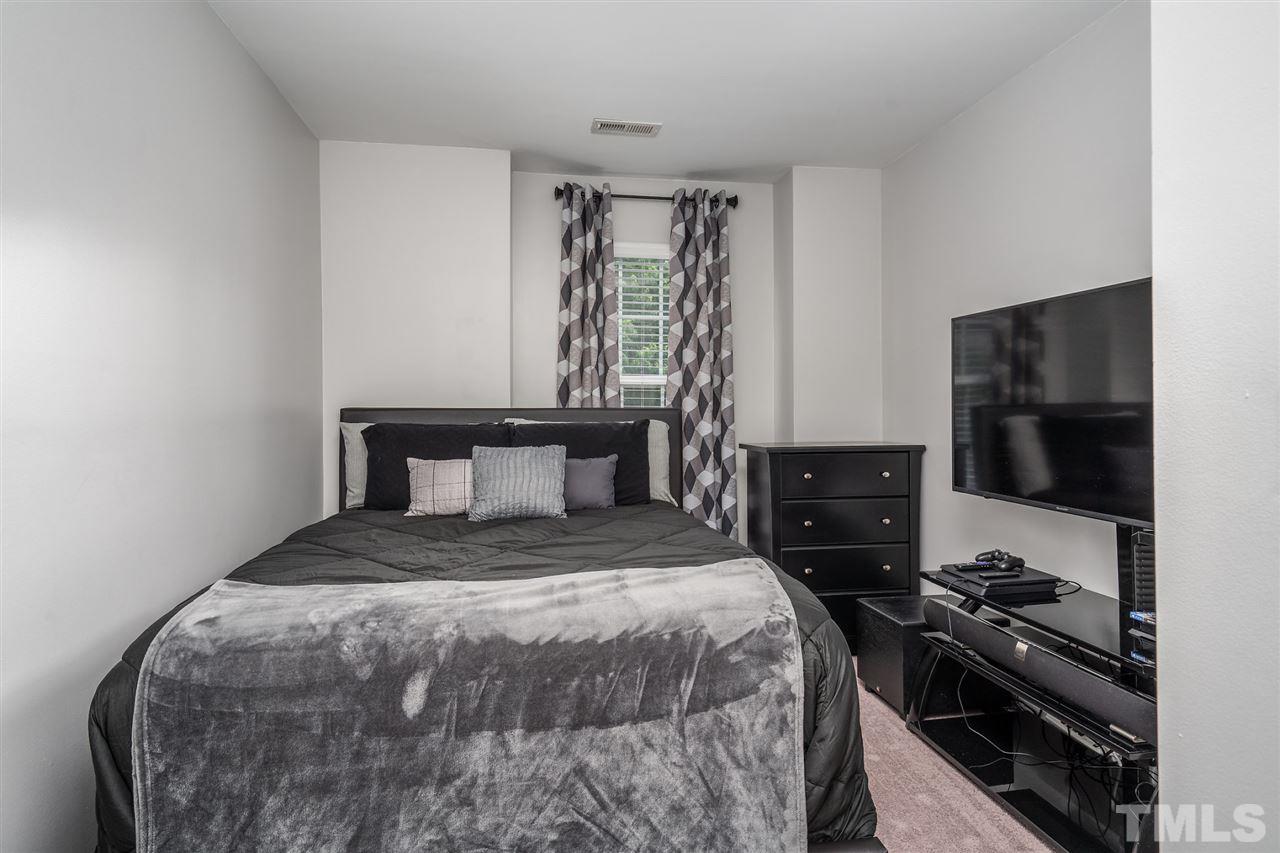 3059 Settle In Lane Raleigh, NC 27614 - Photo 17 of 26 Gallery Image 17