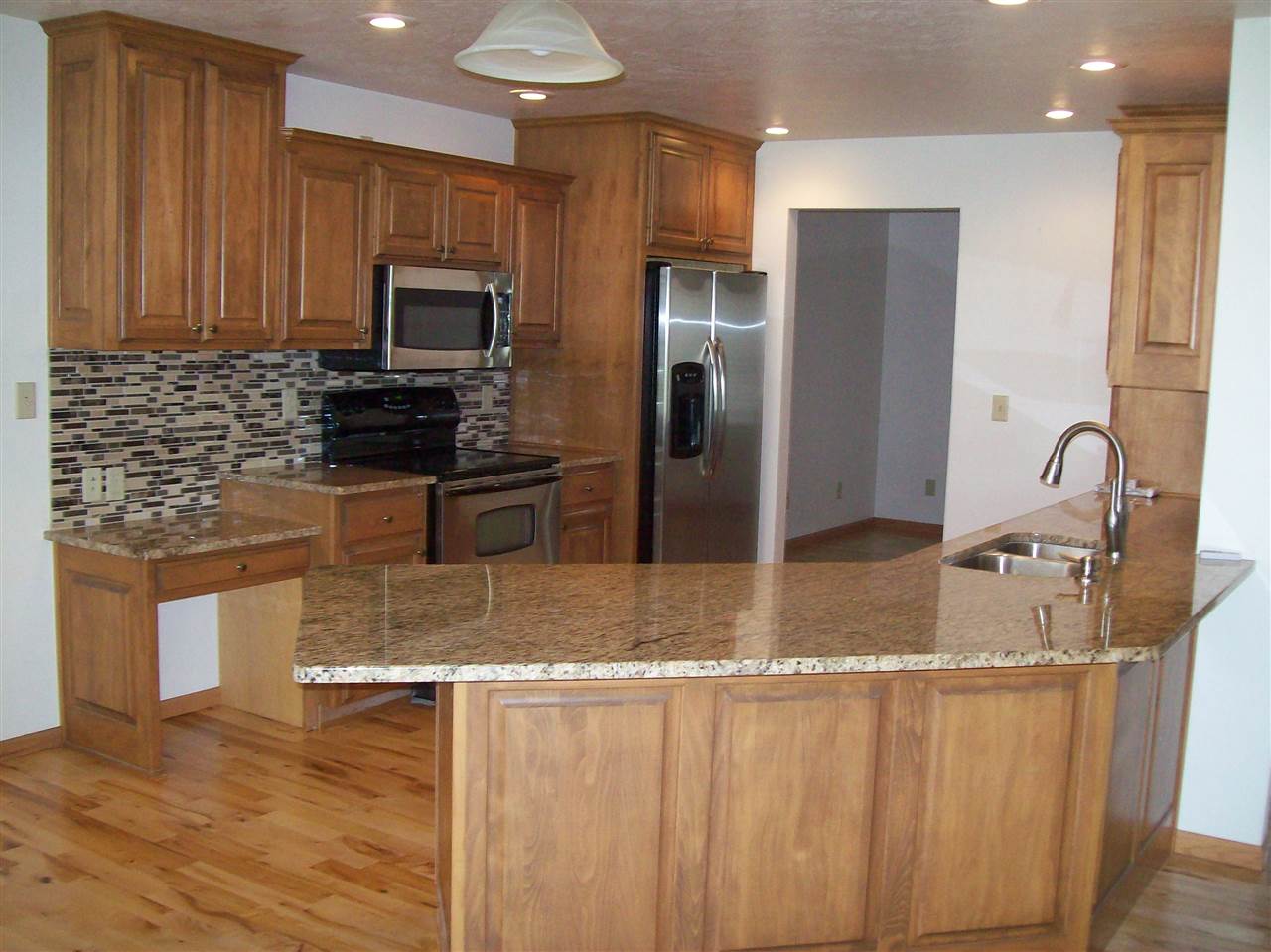 1426 Ridgeview Court Washington, IA 52353 - Photo 3 of 17 Gallery Image 3