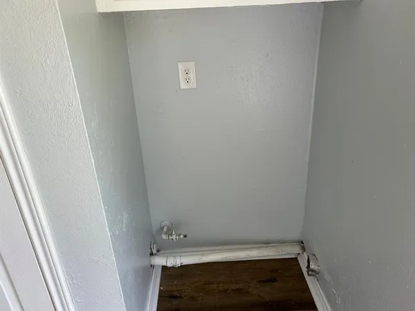 $189,000 | 121 Vandenburg Drive, Denison, TX 75020