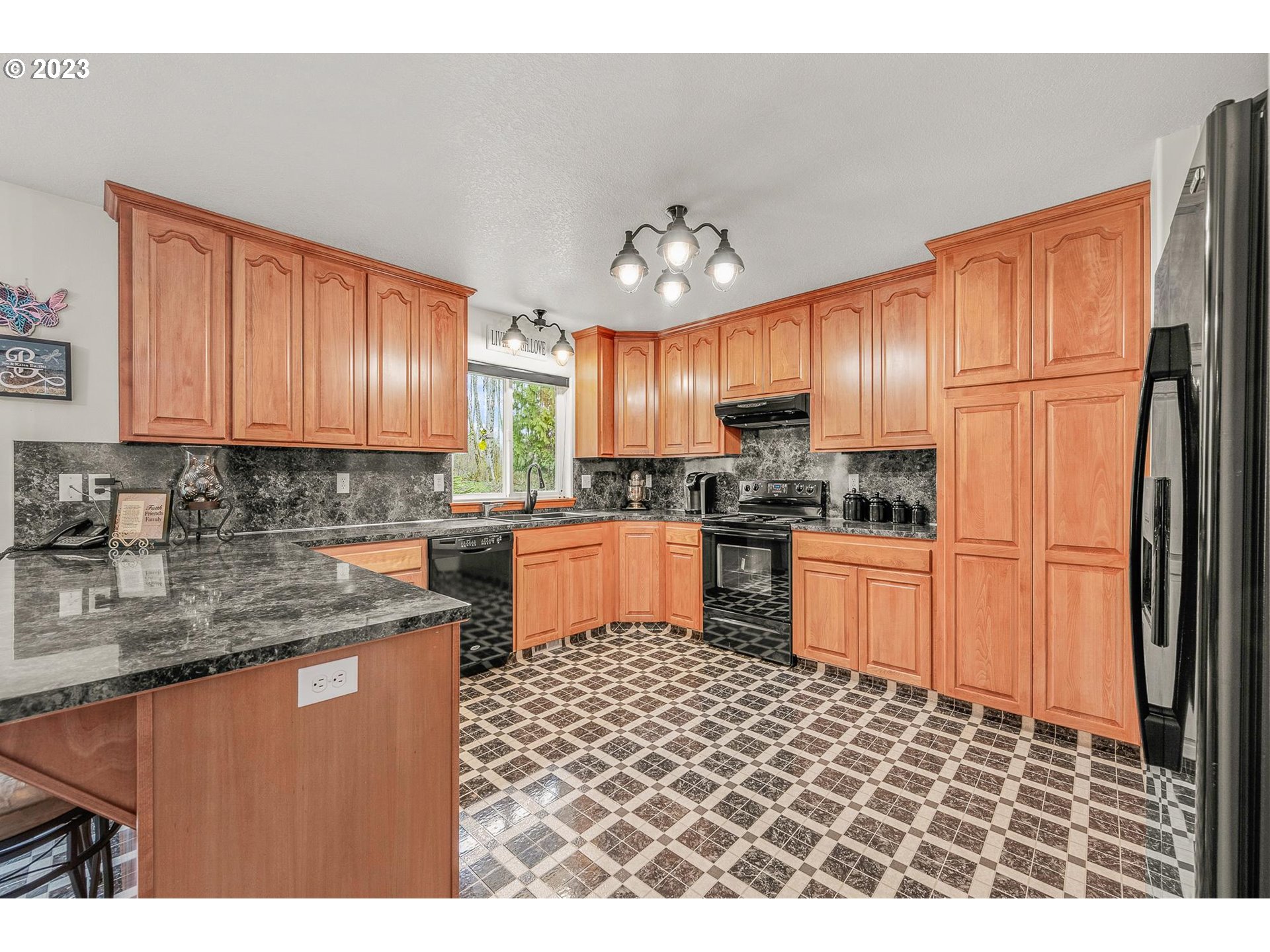 30749 Tide Creek Road Rainier, OR 97048 - Photo 8 of 37 Gallery Image 8