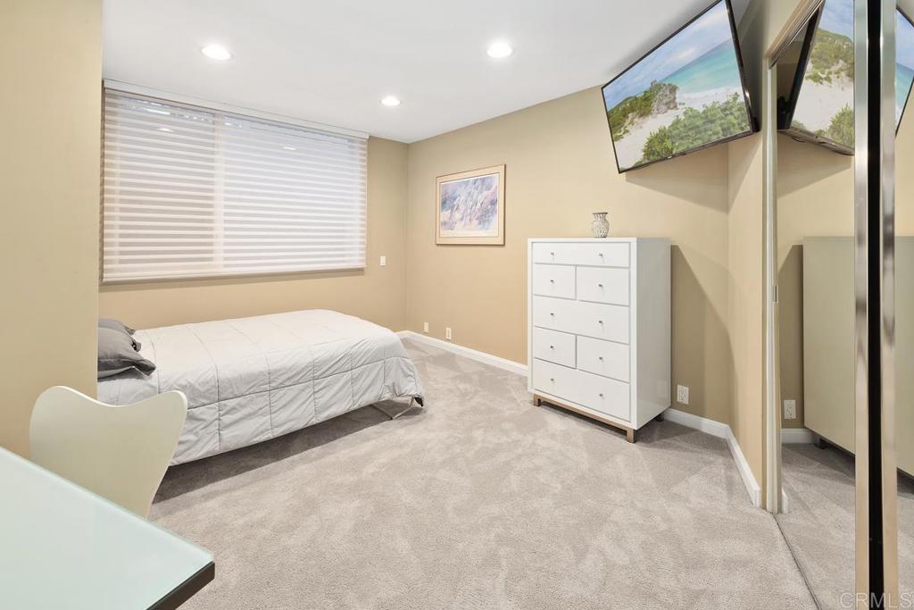 100 10th Street Del Mar, CA 92014 - Photo 21 of 29 Bedroom 4