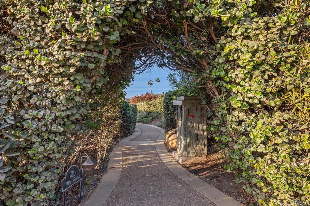 100 10th Street Del Mar, CA 92014 - Photo 27 of 29 Garden entry