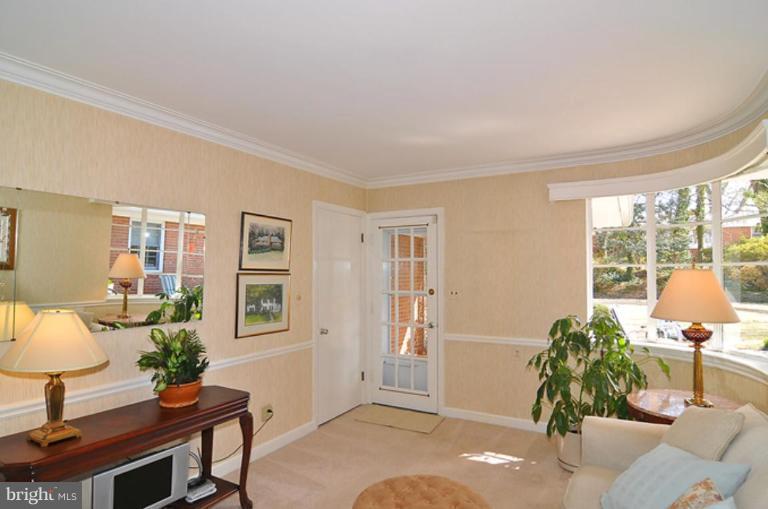 9809 Old Spring Road Kensington, MD 20895 - Photo 4 of 15 Family Room access to patio