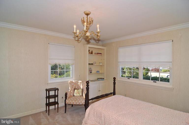 9809 Old Spring Road Kensington, MD 20895 - Photo 6 of 15 Built-in bookcase