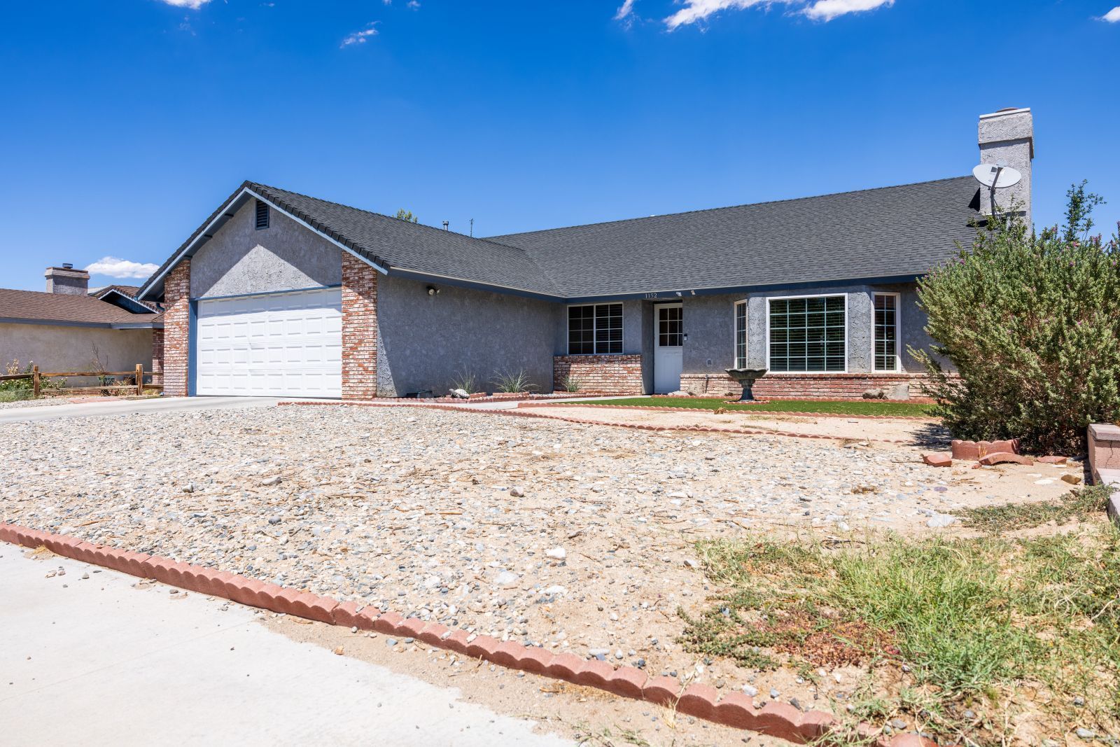 1152 Lee Street Ridgecrest, CA 93555 - Photo 2 of 36