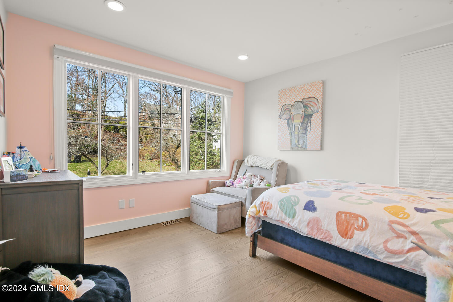 38 Amherst Road Riverside, CT 06878 - Photo 11 of 22 a bedroom with a bed and a window