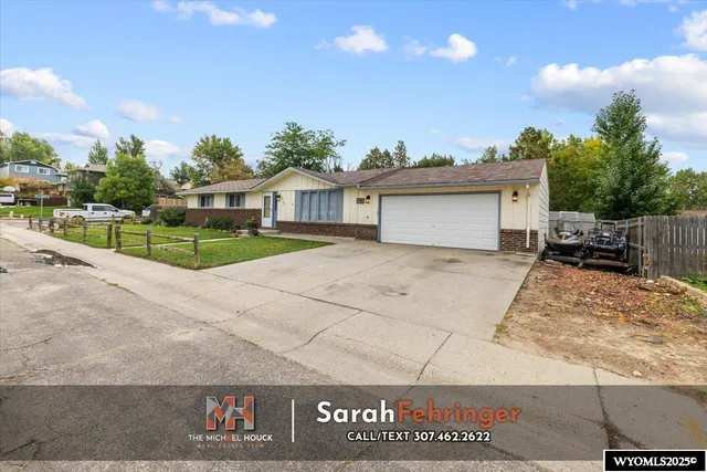 $309,900 | 210 Daffodil, Casper, WY 82604