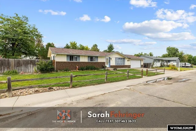$309,900 | 210 Daffodil, Casper, WY 82604