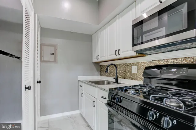 $159,900 | 7402 18th Avenue, Unit 14, Hyattsville, MD 20783