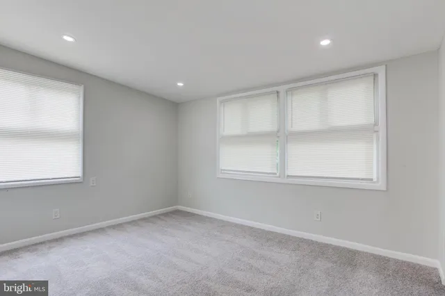 $159,900 | 7402 18th Avenue, Unit 14, Hyattsville, MD 20783