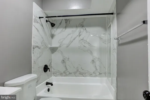 $159,900 | 7402 18th Avenue, Unit 14, Hyattsville, MD 20783