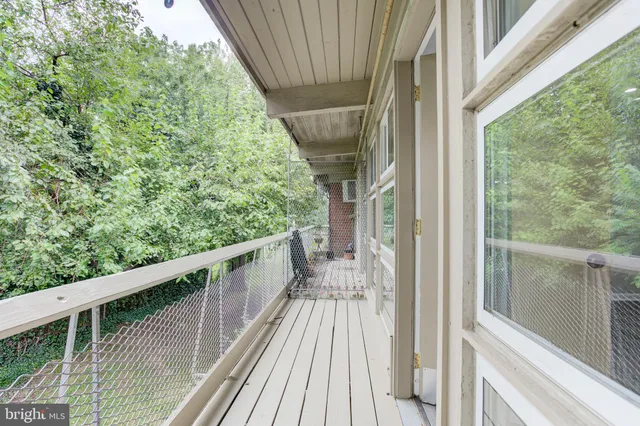 $159,900 | 7402 18th Avenue, Unit 14, Hyattsville, MD 20783