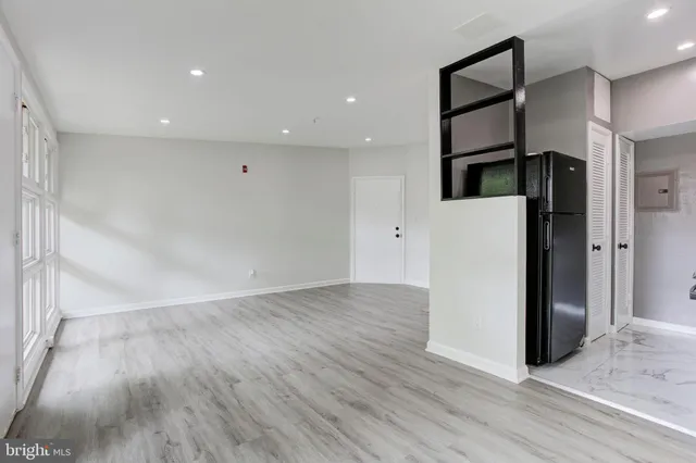 $159,900 | 7402 18th Avenue, Unit 14, Hyattsville, MD 20783