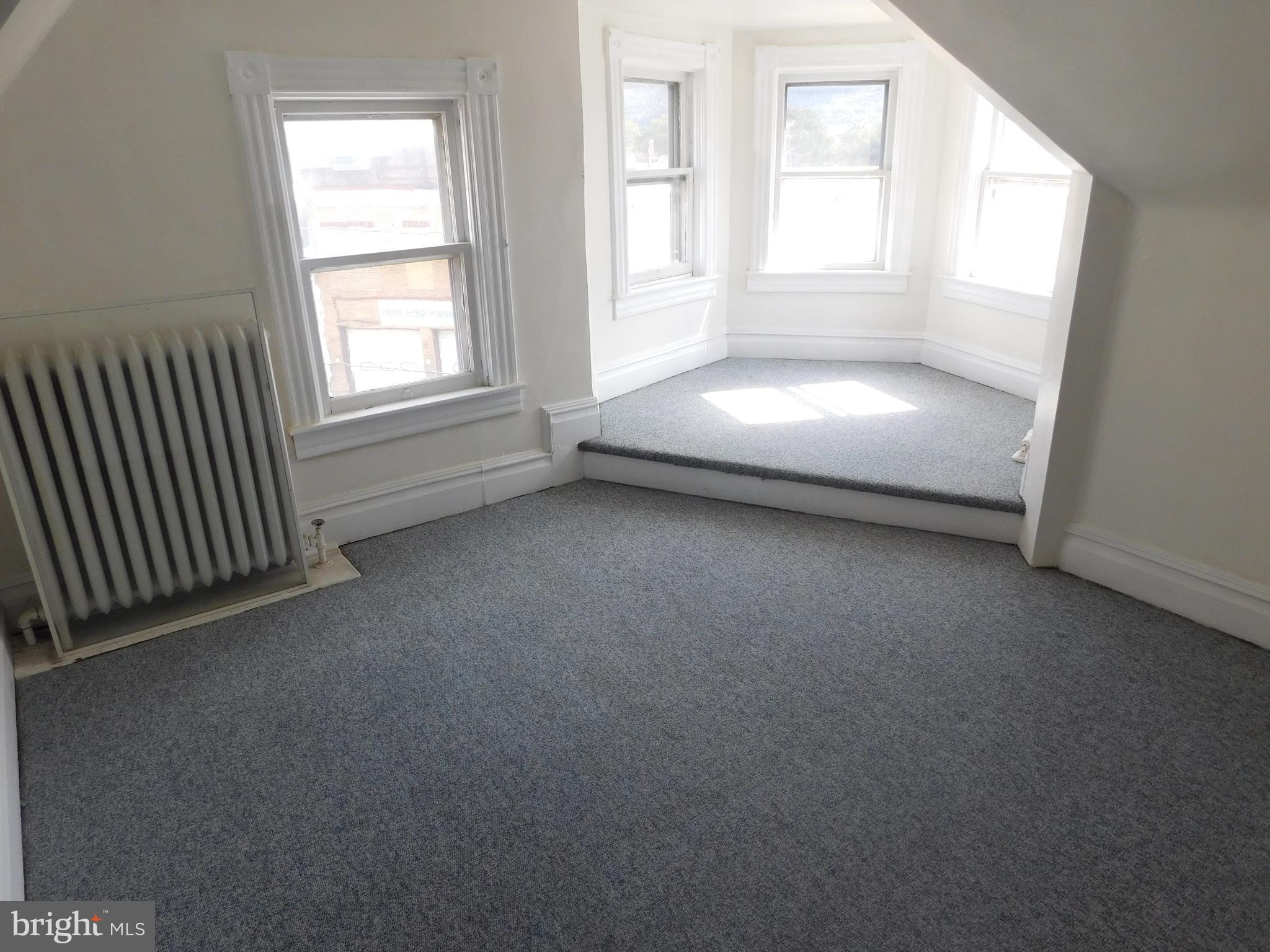 247 East 3rd Street Lewistown, PA 17044 - Photo 20 of 24 an empty room with a window