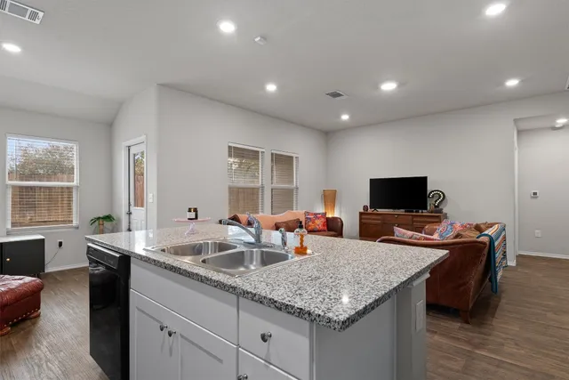 $285,000 | 12701 Brahmin Drive, Austin, TX 78724