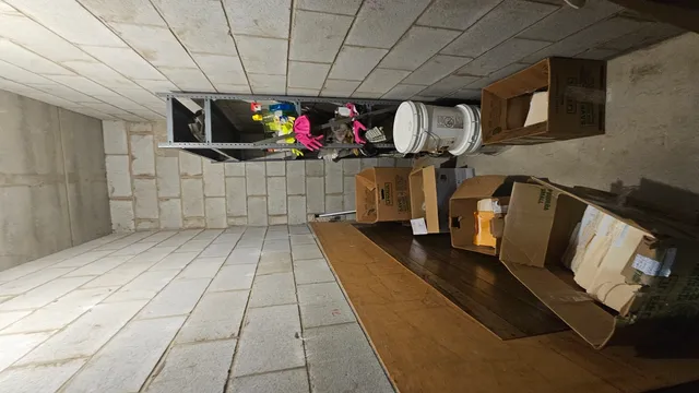 $390,000 | 18707 Burnham Avenue, Lansing, IL 60438