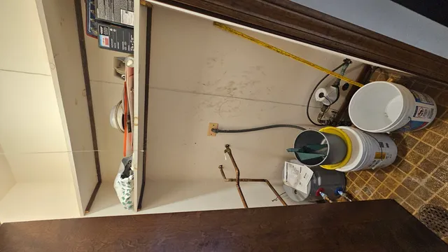 $390,000 | 18707 Burnham Avenue, Lansing, IL 60438