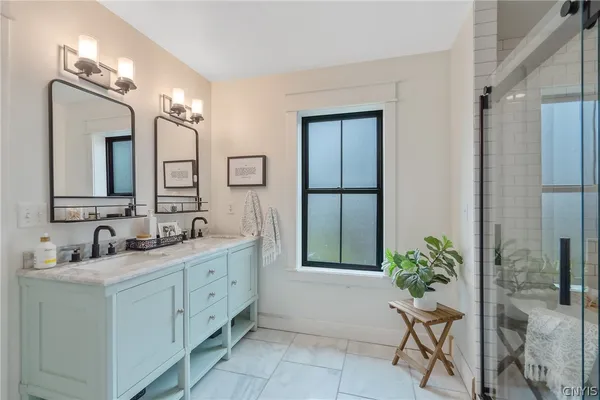 $549,900 | 2590 Co Rte 7, Oswego, NY 13126
