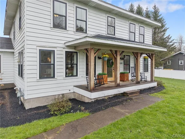 $549,900 | 2590 Co Rte 7, Oswego, NY 13126