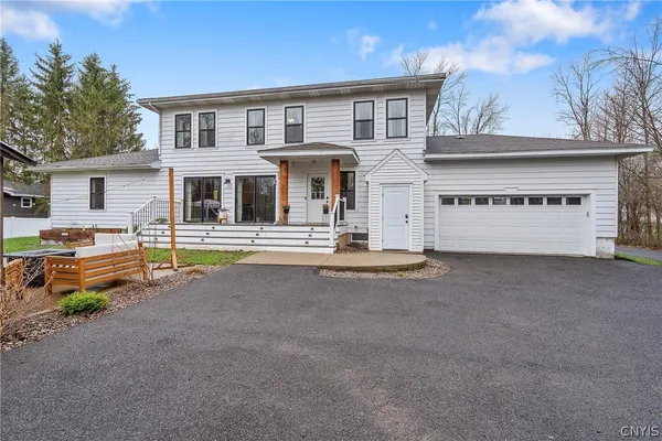 $549,900 | 2590 Co Rte 7, Oswego, NY 13126