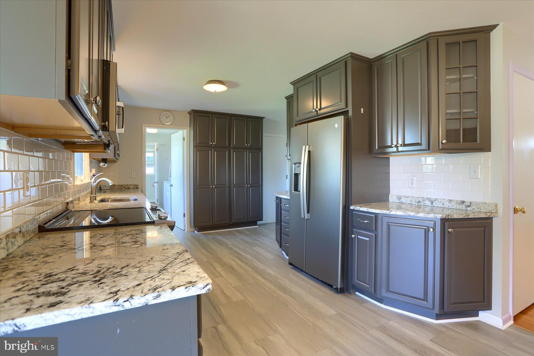 201 Hilltop Road Boiling Springs, PA 17007 - Photo 11 of 47 Gallery Image 11