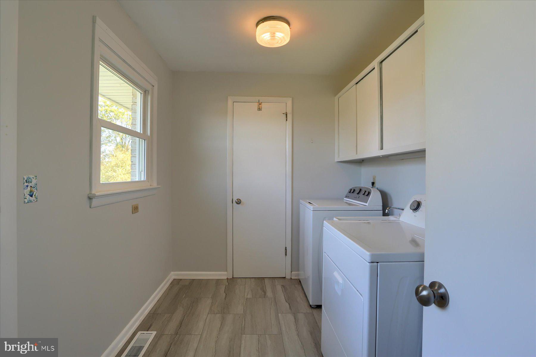 201 Hilltop Road Boiling Springs, PA 17007 - Photo 16 of 47 Gallery Image 16
