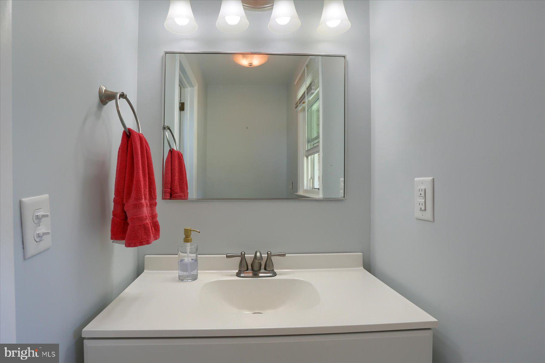 201 Hilltop Road Boiling Springs, PA 17007 - Photo 17 of 47 Gallery Image 17