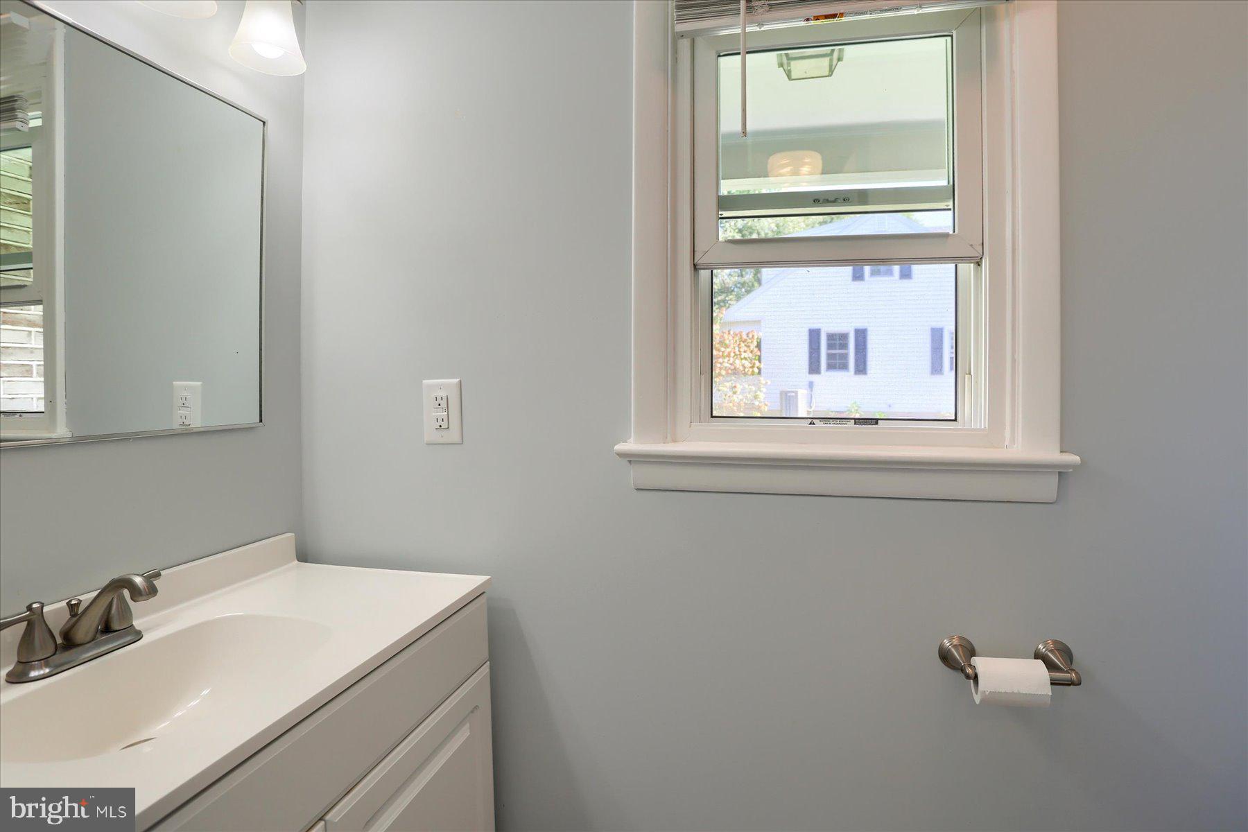 201 Hilltop Road Boiling Springs, PA 17007 - Photo 18 of 47 Gallery Image 18