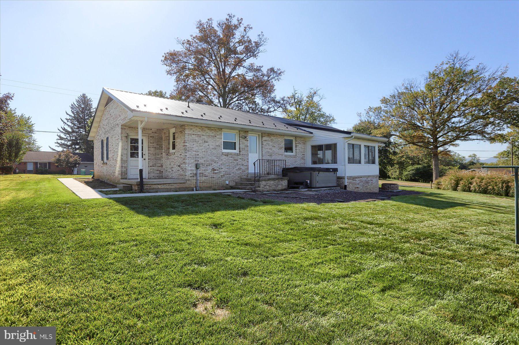 201 Hilltop Road Boiling Springs, PA 17007 - Photo 38 of 47 Gallery Image 38