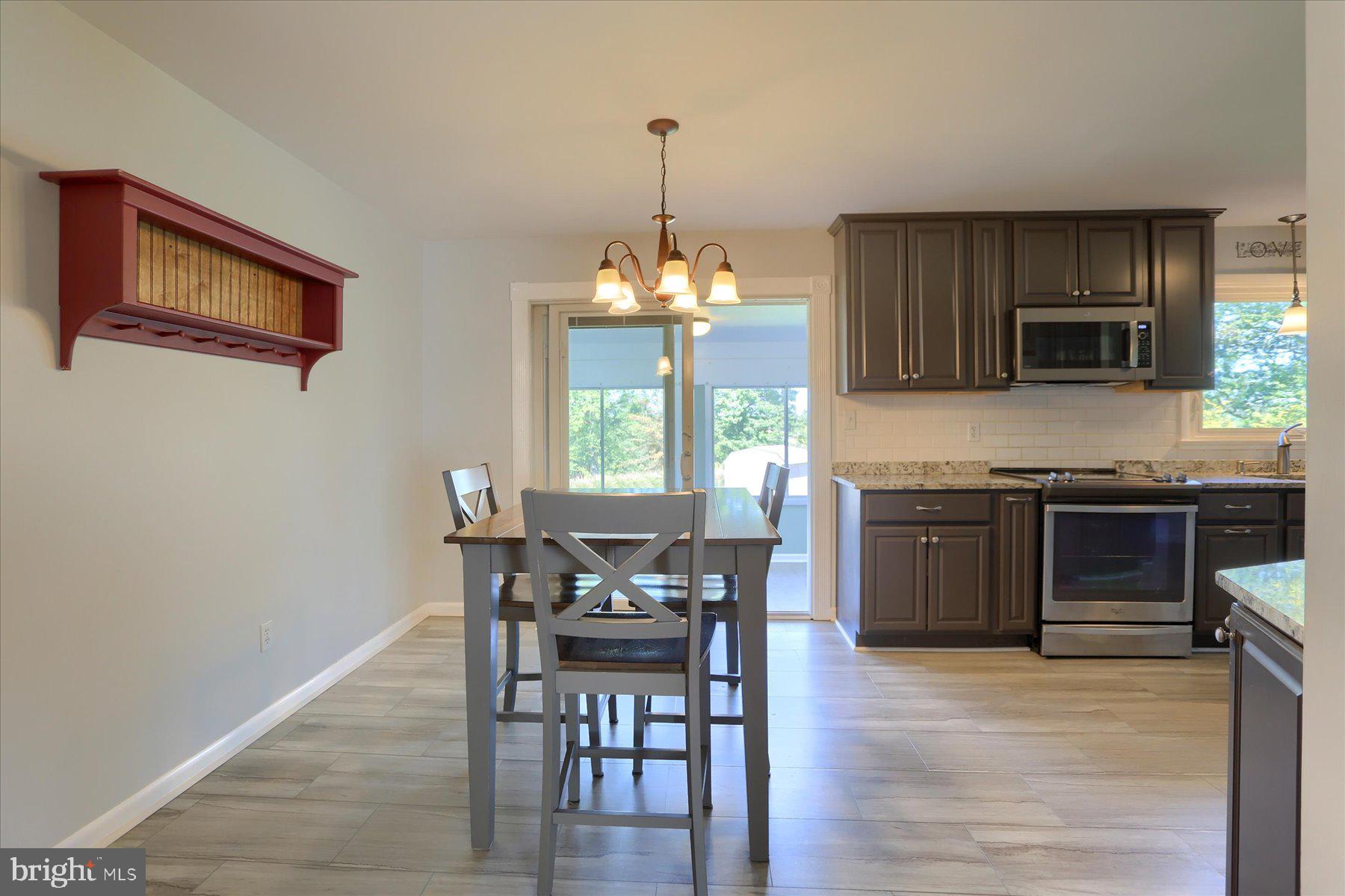 201 Hilltop Road Boiling Springs, PA 17007 - Photo 8 of 47 Gallery Image 8