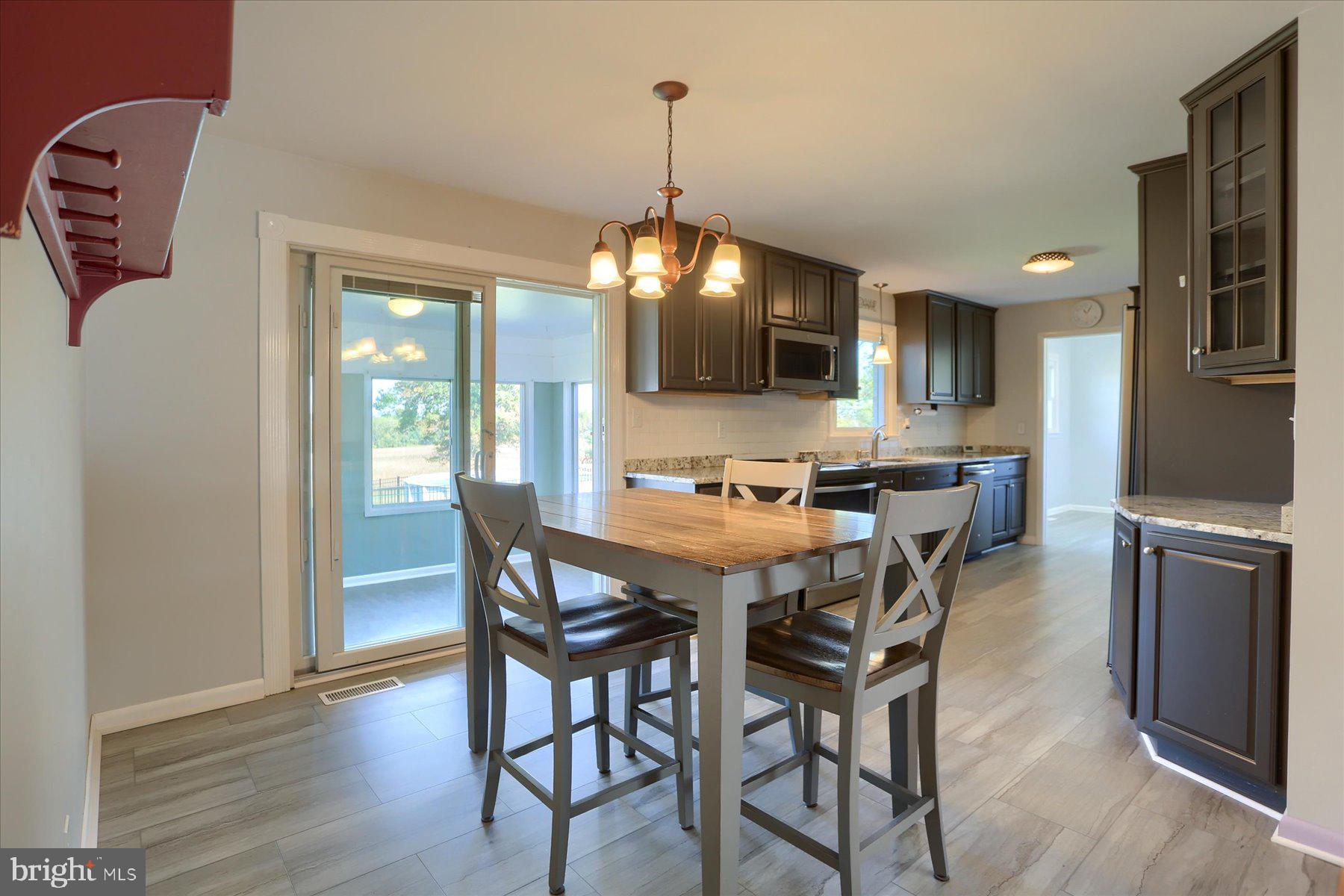 201 Hilltop Road Boiling Springs, PA 17007 - Photo 9 of 47 Gallery Image 9